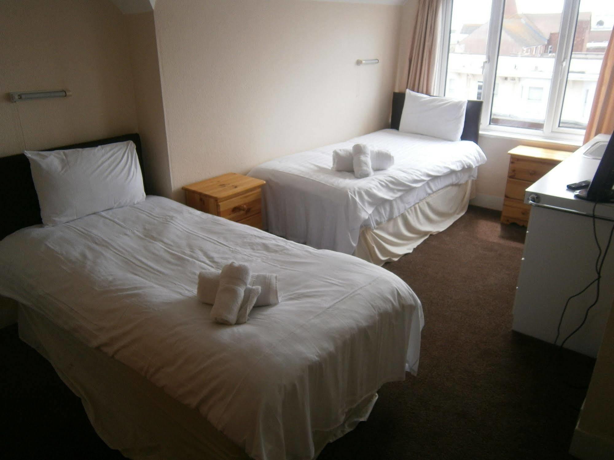 Oyo Grosvenor House Hotel Skegness Exterior foto